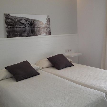 Hostal La Palma Fornells  Bilik gambar