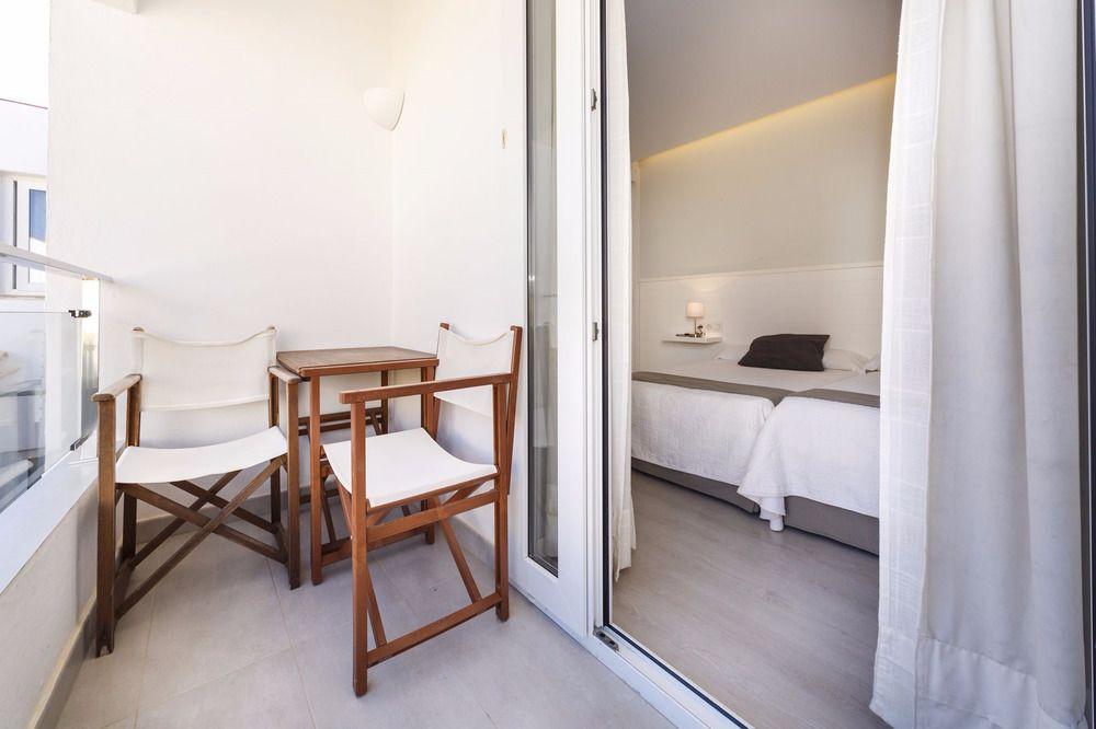 Hostal La Palma Fornells  Luaran gambar
