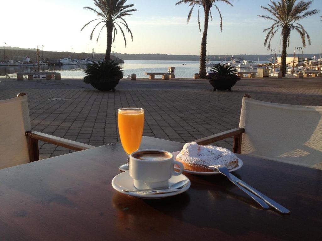 Hostal La Palma Fornells  Luaran gambar