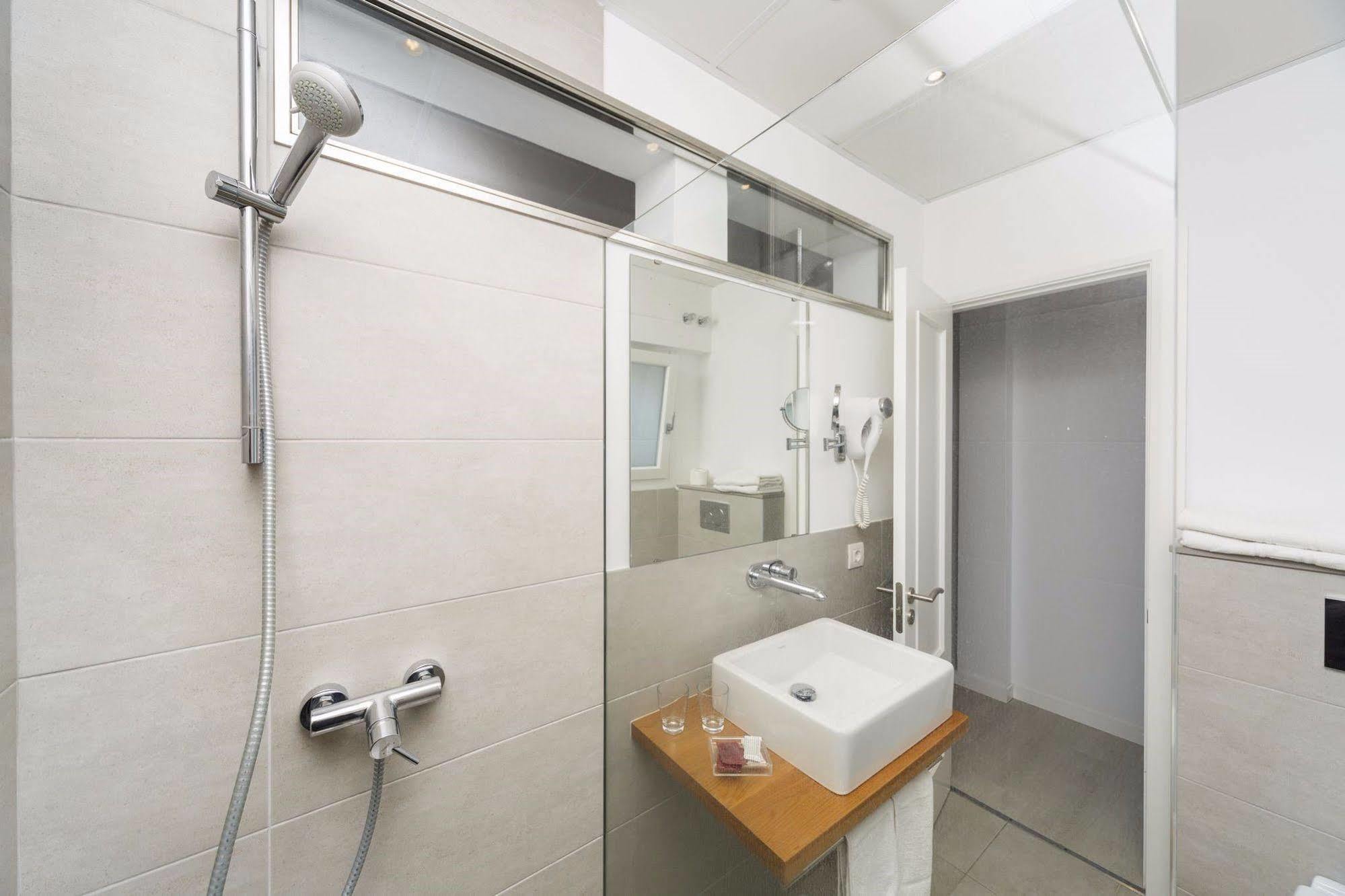 Hostal La Palma Fornells  Luaran gambar